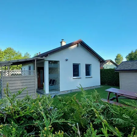 Dom Caloroczny Ogrzewany Na Wiejskiej 5 Ferienhaus