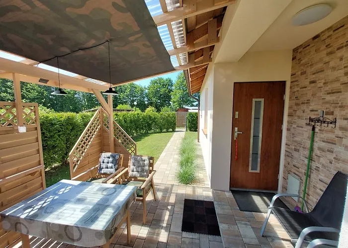 Na Wiejskiej 5 Lubiatowo (Pomerania)