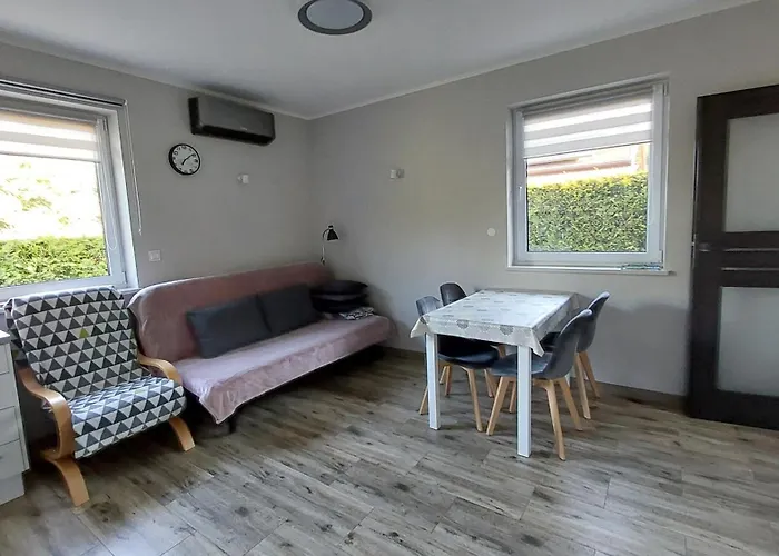 Na Wiejskiej 5 * Lubiatowo (Pomerania)